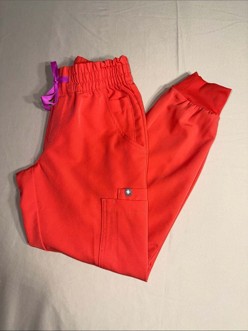 FIGS Uman Relaxed Mid Waisted Jogger Scrub Pants XXS Petite Fireside
